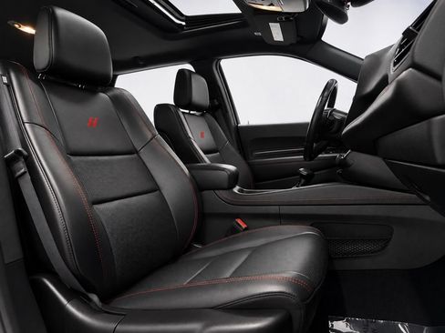 Used 2023 Dodge Durango GT AWD/4WD image 19