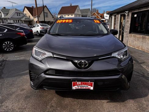 Used 2018 Toyota RAV4 LE w/ All Weather Liner Package image 2