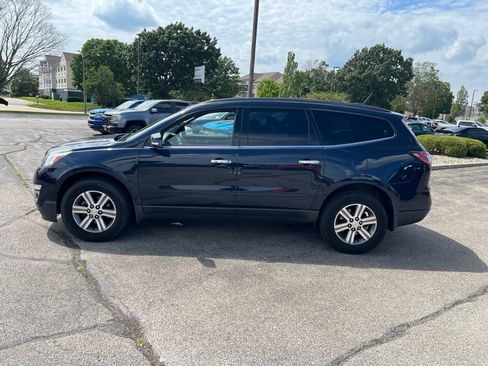 Used 2016 Chevrolet Traverse LT FWD image 4