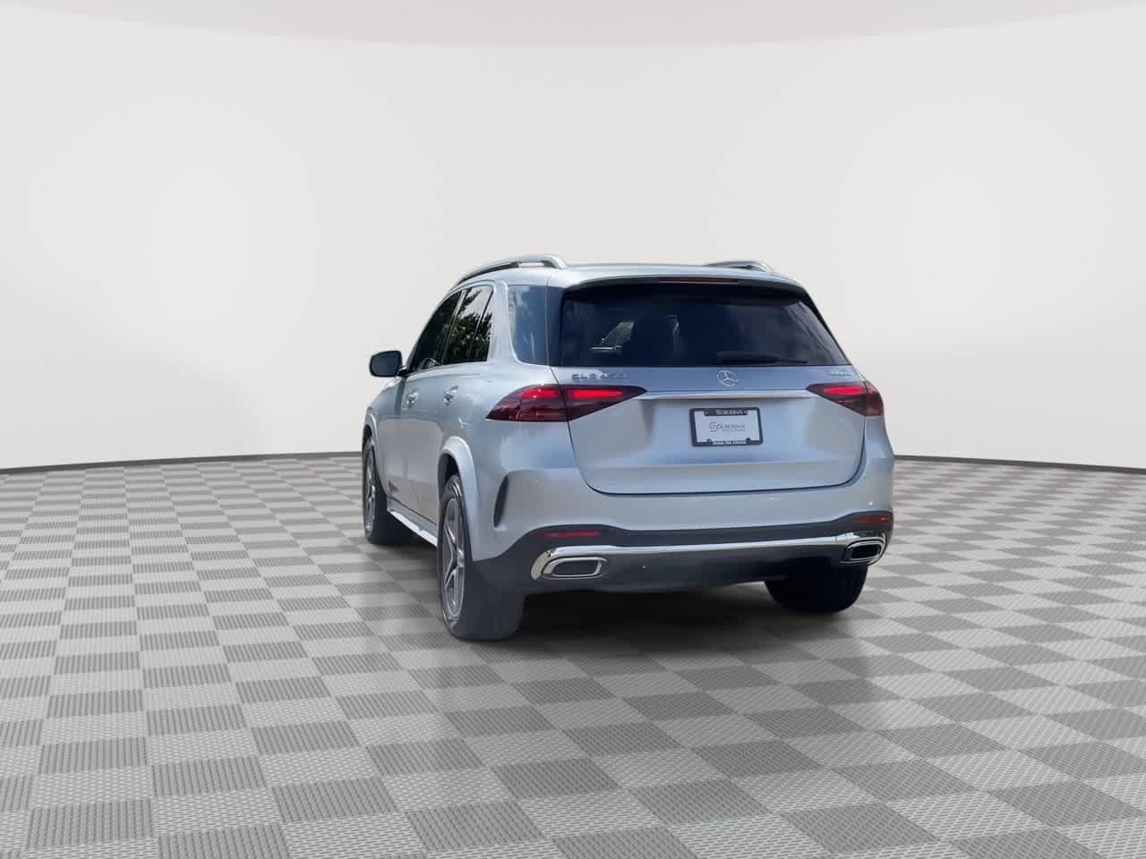 Used 2024 Mercedes-Benz GLE 450e 4MATIC image 7