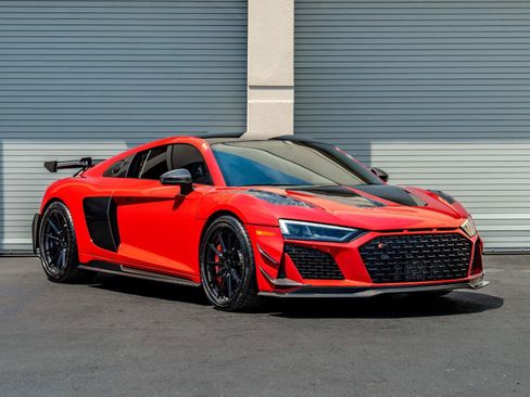 Used 2023 Audi R8 V10 GT RWD image 1