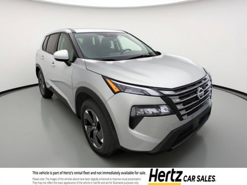 Used 2025 Nissan Rogue SV FWD image 1