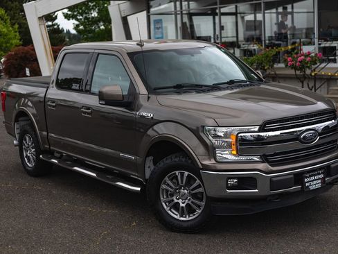 Used 2018 Ford F150 Lariat w/ Equipment Group 501A Mid AWD/4WD image 2