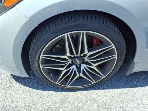 Used 2022 Kia Stinger GT1 RWD image 14