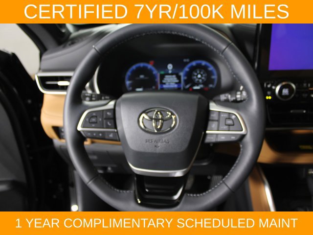 Used 2026 Toyota Highlander Platinum AWD/4WD image 21
