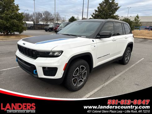 Used 2022 Jeep Grand Cherokee Trailhawk w/ Advanced Protech Group II image 1