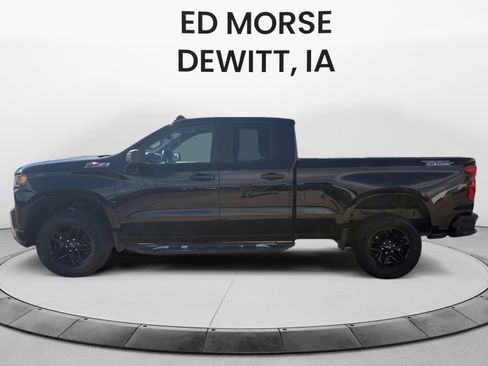 Used 2019 Chevrolet Silverado 1500 Custom Trail Boss w/ Custom Convenience Package AWD/4WD image 2