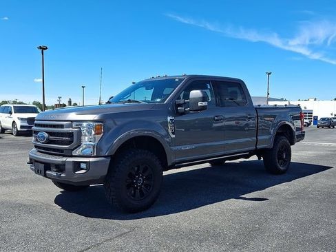 Certified 2022 Ford F250 Lariat w/ Tremor Off-Road Package AWD/4WD image 3