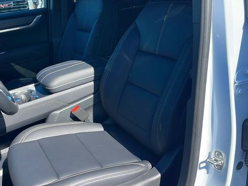 New 2026 GMC Acadia Elevation w/ Black Edition image 10