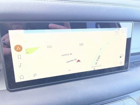 Used 2024 Land Rover Defender 110 X-Dynamic SE image 29