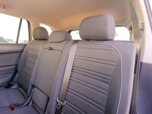 Used 2024 Volkswagen Tiguan S image 30