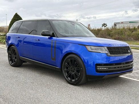 New 2026 Land Rover Range Rover Long Wheelbase SE AWD/4WD image 7