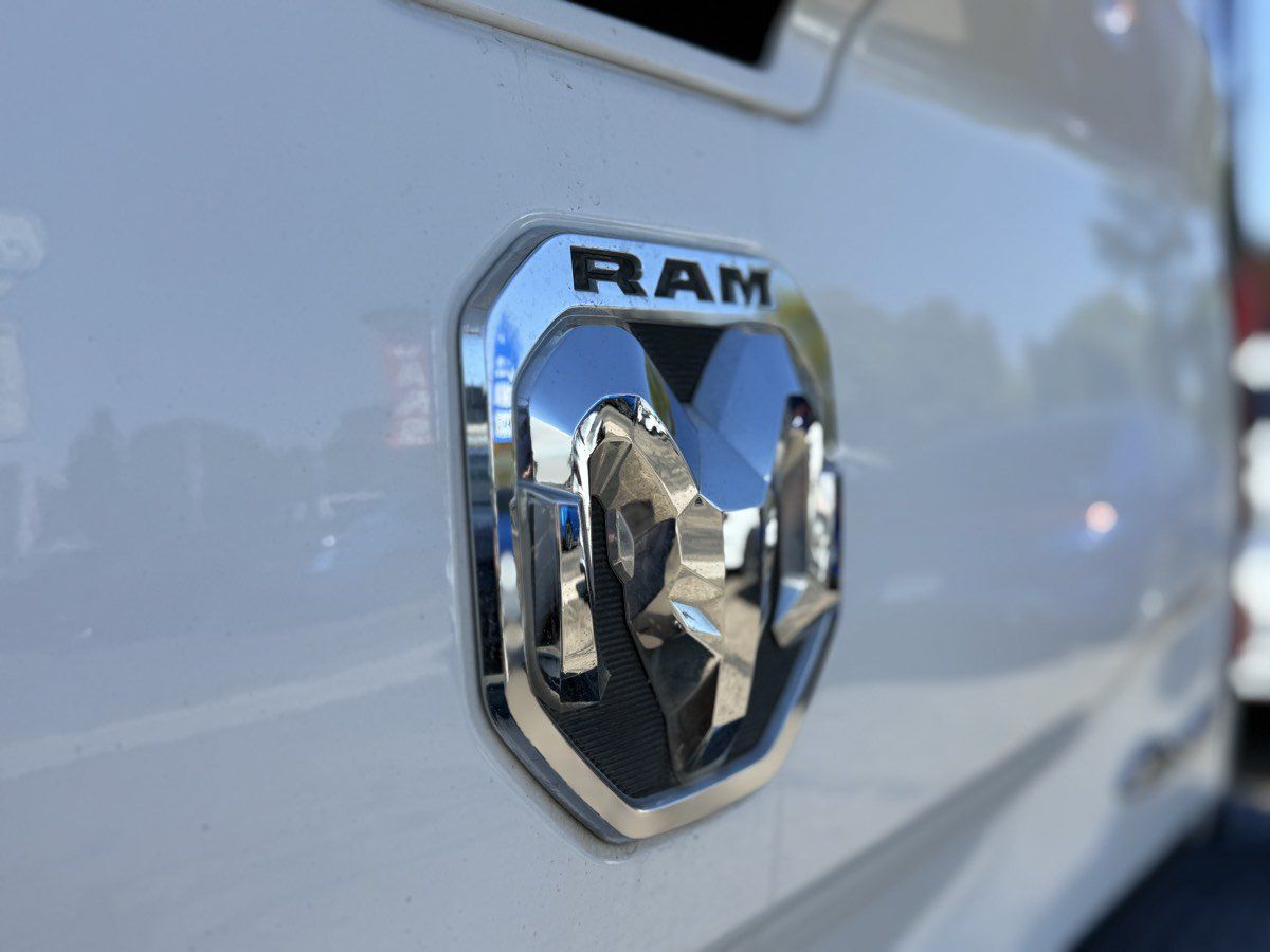 Used 2019 RAM 2500 Laramie AWD/4WD image 9
