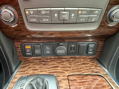 Used 2019 Nissan Armada SL w/ Premium Package image 28