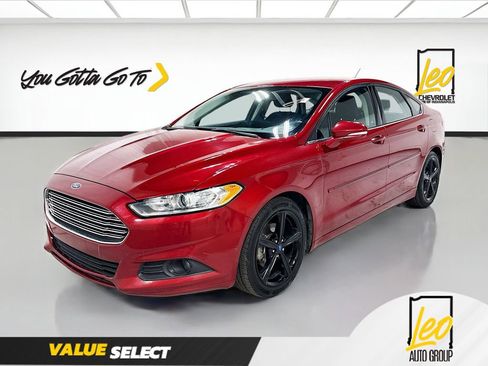 Used 2016 Ford Fusion SE w/ Equipment Group 201A FWD image 1