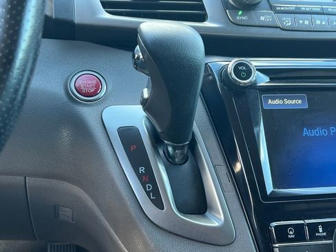 Used 2015 Honda Odyssey EX-L image 30