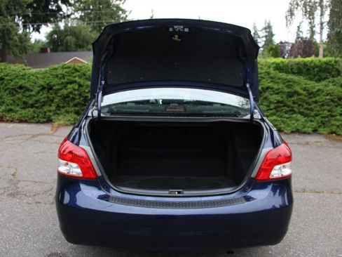 Used 2008 Toyota Yaris Sedan w/ Convenience Pkg FWD image 16