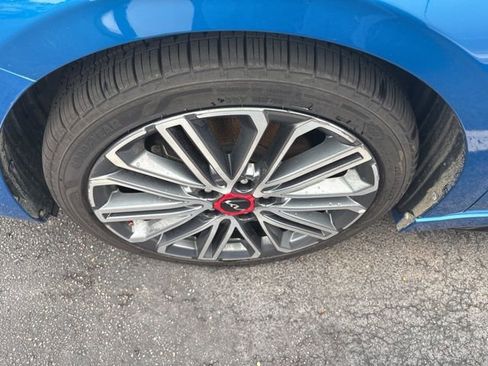 Used 2022 Kia Forte GT w/ GT2 Package FWD image 11