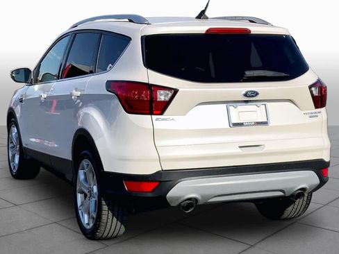 Used 2019 Ford Escape Titanium FWD image 12