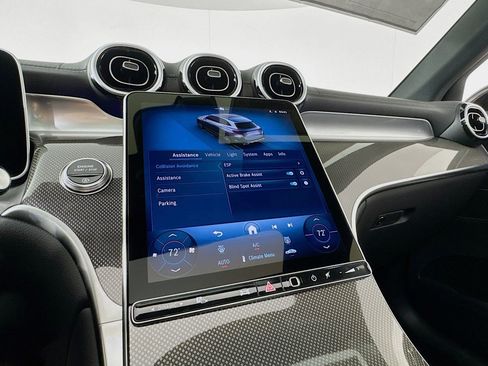 New 2026 Mercedes-Benz GLC 300 image 19