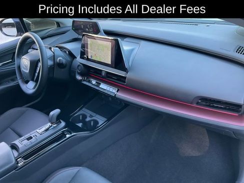 Used 2025 Toyota Prius Plug-In Hybrid FWD image 21