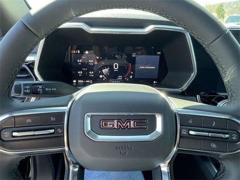 New 2025 GMC Canyon Elevation w/ Convenience Package image 20