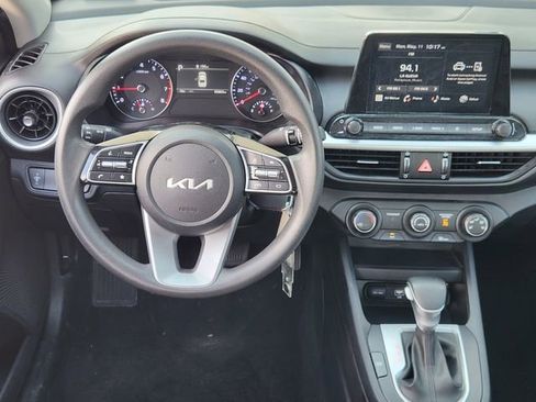 Used 2024 Kia Forte LXS FWD image 21