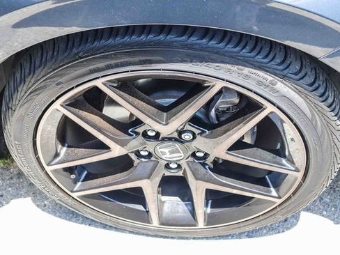 Used 2023 Honda Civic Sport Touring image 7