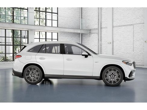 New 2025 Mercedes-Benz GLC 43 AMG GLC 43 AMG image 15