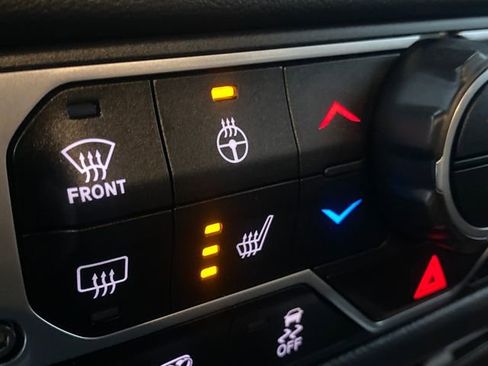 Used 2025 Jeep Wrangler Unlimited Rubicon 392 image 30