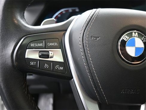 Certified 2023 BMW X5 sDrive40i w/ Executive Package image 2