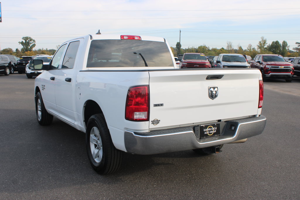 Used 2023 RAM 1500 Classic SLT w/ Trailer & Traction Group RWD image 7