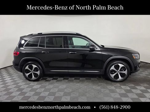 Certified 2026 Mercedes-Benz GLB 250 image 7