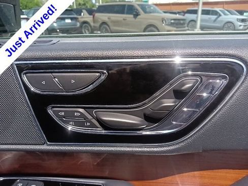 Used 2024 Lincoln Navigator Reserve AWD/4WD image 38