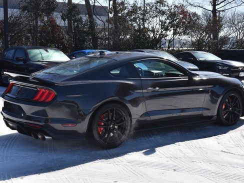 Used 2022 Ford Mustang Shelby GT500 w/ Technology Package image 7