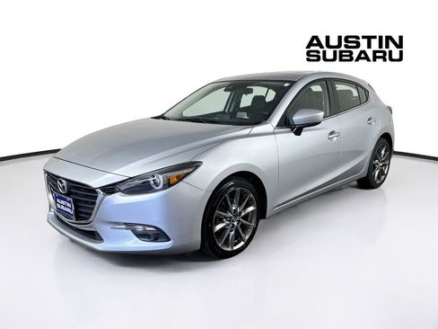 Used 2018 MAZDA MAZDA3 Grand Touring FWD image 3
