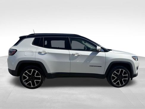 Used 2018 Jeep Compass Limited w/ Navigation Group AWD/4WD image 25