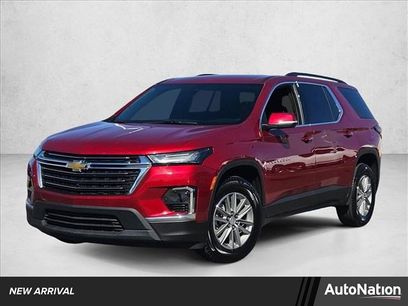 Used 2023 Chevrolet Traverse LT