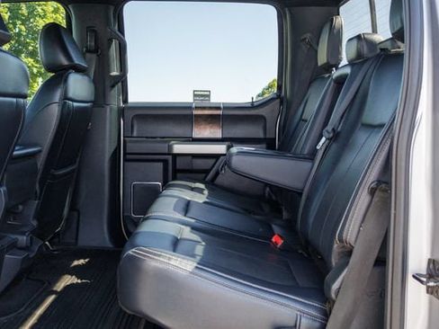 Used 2022 Ford F350 Lariat w/ Lariat Ultimate Package AWD/4WD image 8