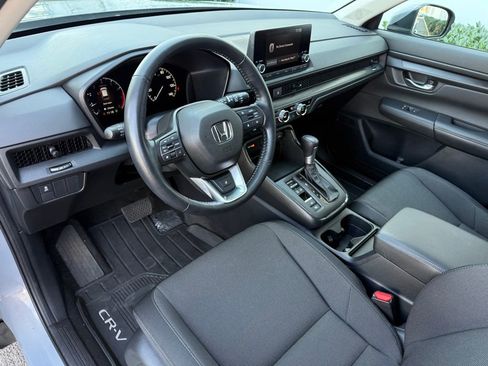 Used 2025 Honda CR-V EX image 13