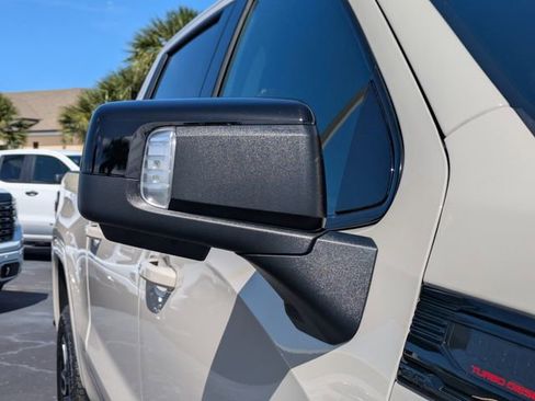 New 2026 GMC Sierra 1500 AT4 w/ AT4 Premium Package AWD/4WD image 15