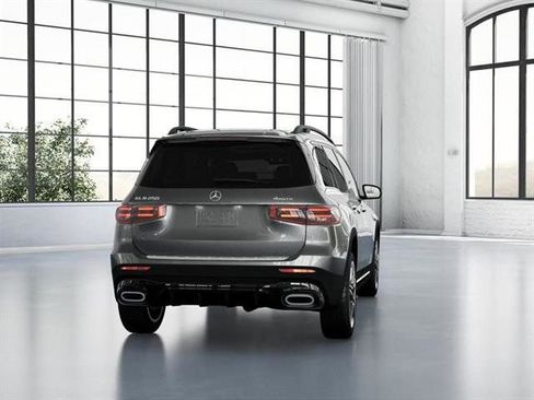 New 2026 Mercedes-Benz GLB 250 4MATIC image 23
