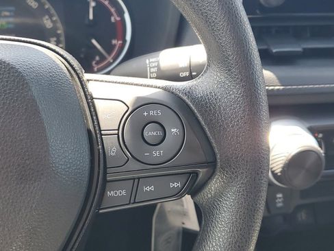 Certified 2025 Toyota RAV4 LE image 26