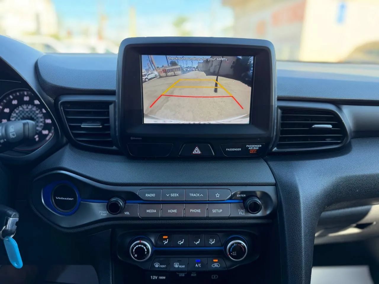 Used 2019 Hyundai Veloster 2.0 FWD image 41