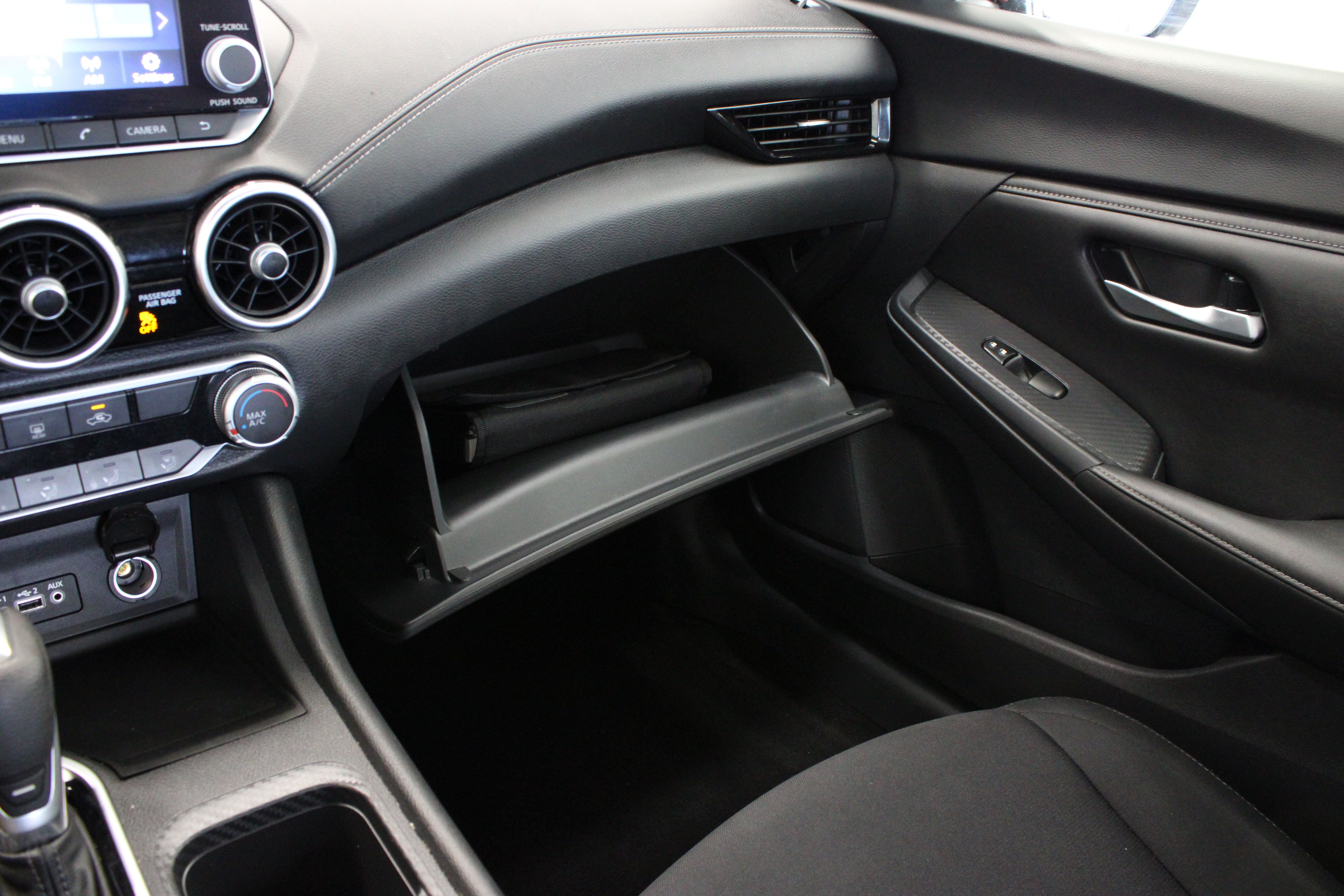 Used 2024 Nissan Sentra SV FWD image 22