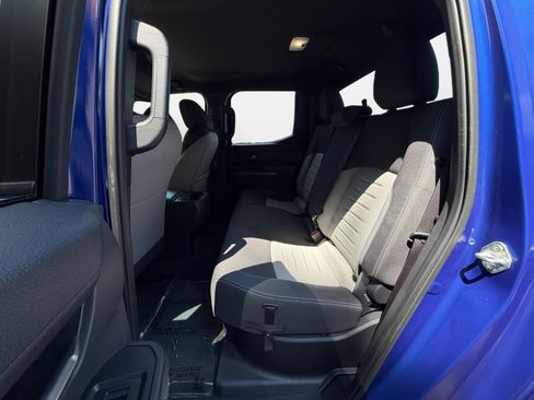 Used 2025 Toyota Tacoma TRD Sport AWD/4WD image 15