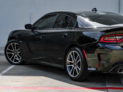 Used 2023 Dodge Charger R/T w/ Plus Group RWD image 15