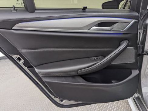 Used 2018 BMW M5 w/ Executive Package image 16