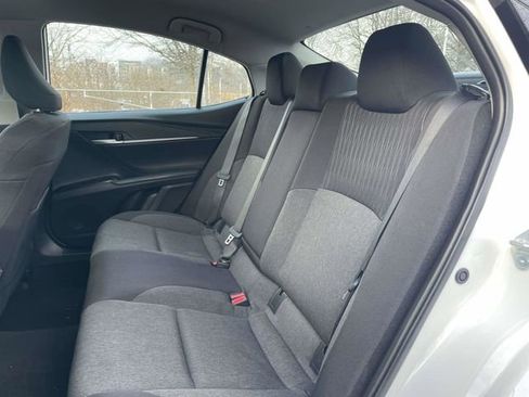 Used 2025 Toyota Camry LE image 16