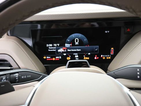 New 2026 GMC Yukon Denali w/ Denali Reserve Package image 16